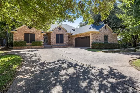 4205 Mojave Dr, Granbury, TX 76049