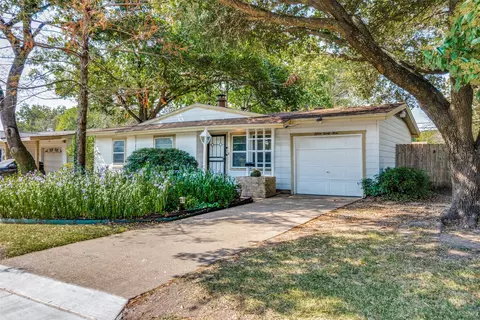 1523 Houghton Rd, Dallas, TX 75217