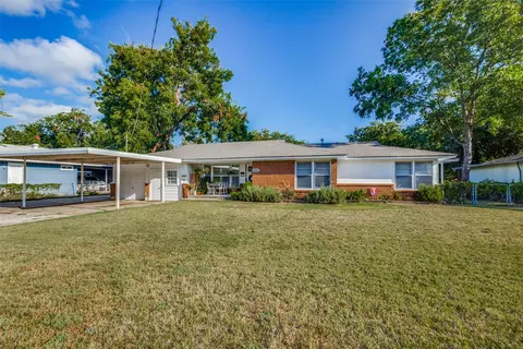 800 W Mulberry St, Denton, TX 76201