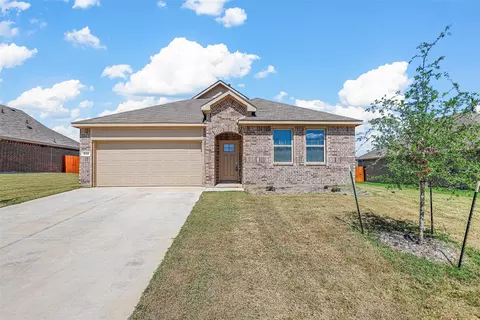 1233 Sycamore St, Azle, TX 76020