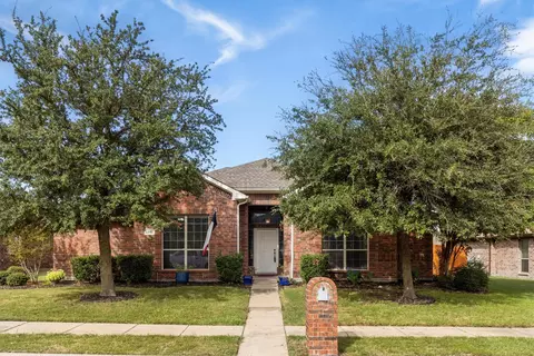 1301 Whispering Gln, Royse City, TX 75189