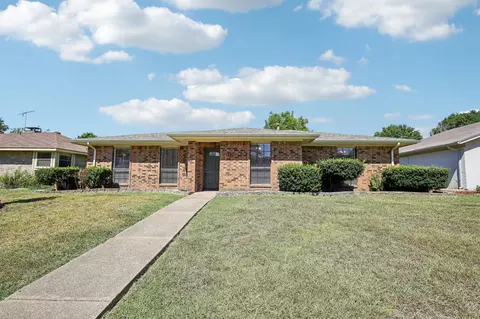 721 Villa Ridge Dr, Garland, TX 75043