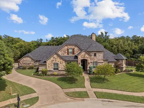 312 Eagles Ct, Trophy Club, TX 76262