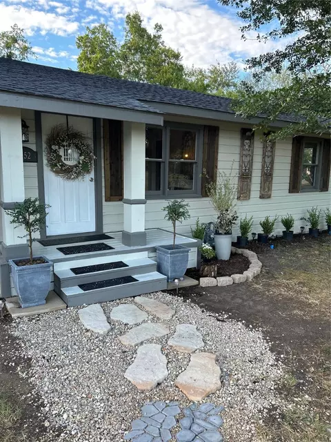 3452 Emhouse Rd, Corsicana, TX 75110