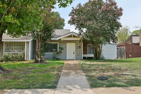 534 Harvest Hill St, Lewisville, TX 75067