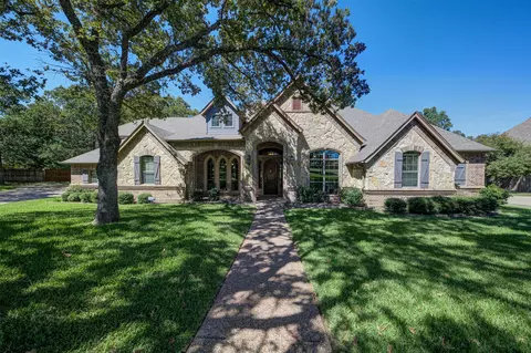 1396 Hidden Springs Dr, Decatur, TX 76234