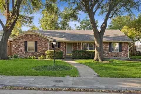 9936 Milltrail Dr, Dallas, TX 75238