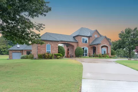 8620 Crestview Dr, Frisco, TX 75033