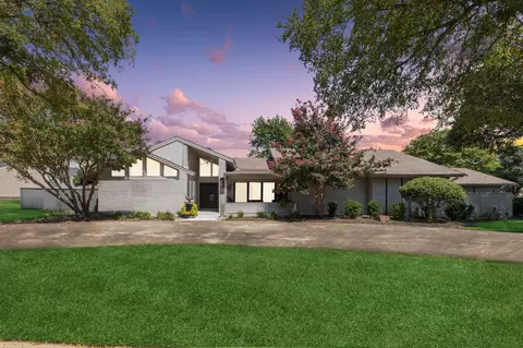 2838 Club Meadow Dr, Garland, TX 75043