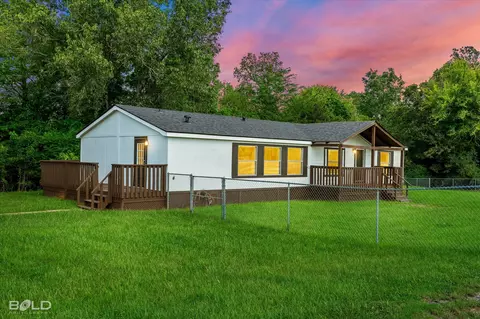 8335 Buncombe Rd, Shreveport, LA 71129