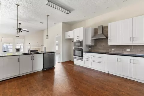 1019 Halifax Ln, Forney, TX 75126