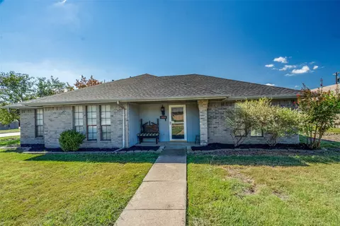 3644 6th St, Sachse, TX 75048