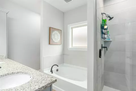 Bath - 134 Brimestone Loop, Benton, LA 71006 photo 1 of 3
