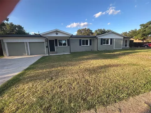 1519 W 4th St, Irving, TX 75060