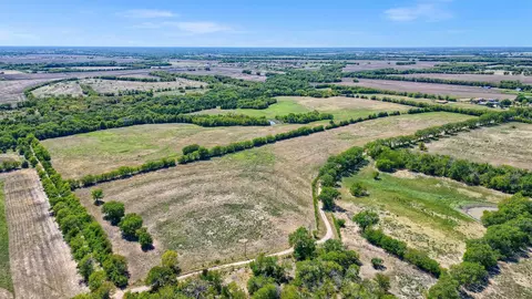 000 Mardell Ln, Howe, TX 75459