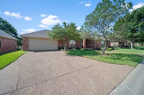 124 Crestridge Dr #34, Cedar Hill, TX 75104