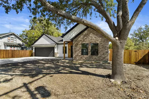 504 S Ward St, Italy, TX 76651