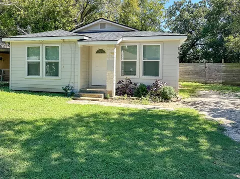 114 Katy St, Cleburne, TX 76031