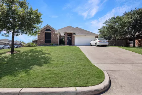 501 Westgate Dr, Aledo, TX 76008
