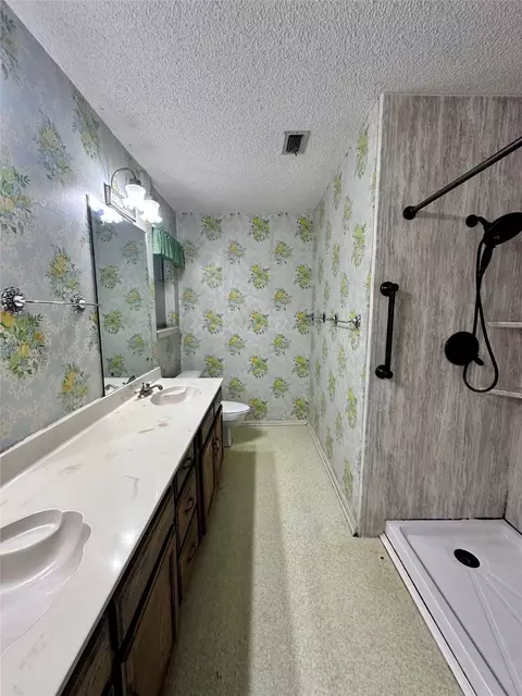 907 Rusk Dr, Euless, TX 76039 photo 17