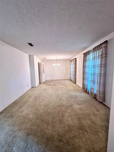 907 Rusk Dr, Euless, TX 76039 photo 12