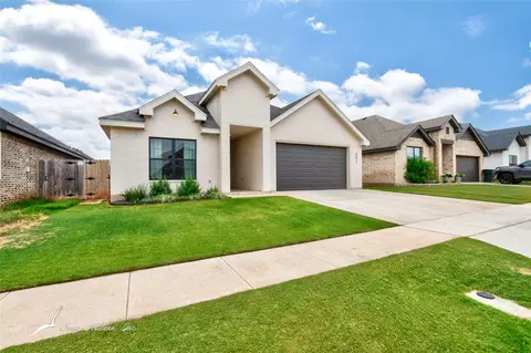 Exterior - 4517 Seals Ln, Abilene, TX 79606 photo 2 of 4