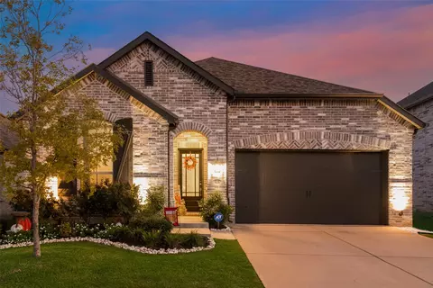 820 Bretallow Dr, Celina, TX 75009