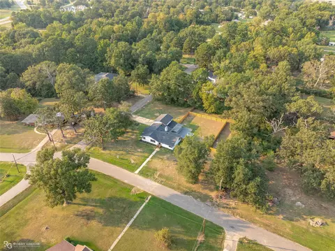 850 Lincoln Dr, Shreveport, LA 71107