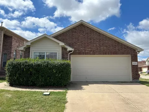 5839 Melanie Ct, Fort Worth, TX 76131