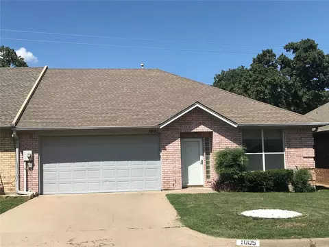 1005 Teresa Ct, Weatherford, TX 76086
