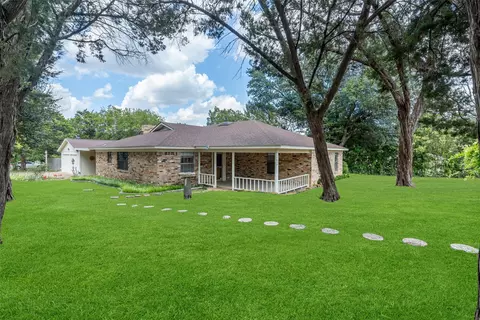 1419 Los Altos Ln, Duncanville, TX 75116