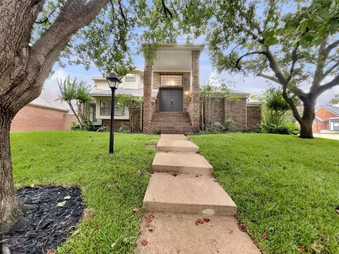 811 Fawn Valley Dr, Allen, TX 75002