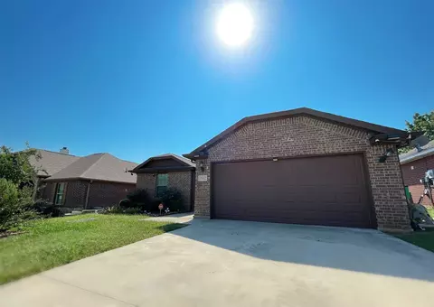 3502 Austin St, Gainesville, TX 76240