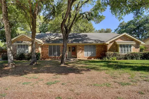 1715 Boston Ave, Bridgeport, TX 76426