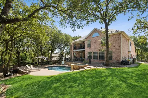 2800 Carrick Ct, Southlake, TX 76092