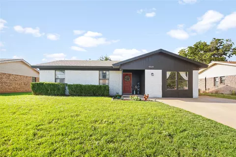 5325 Fairmont St, Abilene, TX 79605