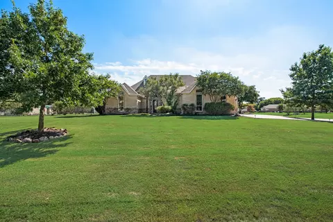 205 Doris Dr, Lucas, TX 75002