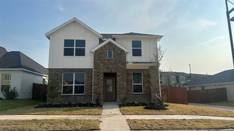 6705 Lake Overlook Dr, Fort Worth, TX 76135