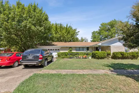 278 E Fulton St, Van Alstyne, TX 75495
