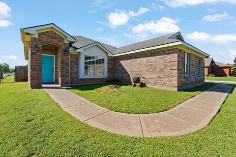 2101 Saler Dr, Crowley, TX 76036