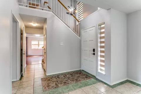205 Springridge Ln, Euless, TX 76039 photo 3