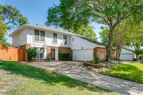 205 Springridge Ln, Euless, TX 76039