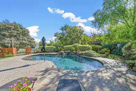 1312 Roe Helm Cir, Rhome, TX 76078