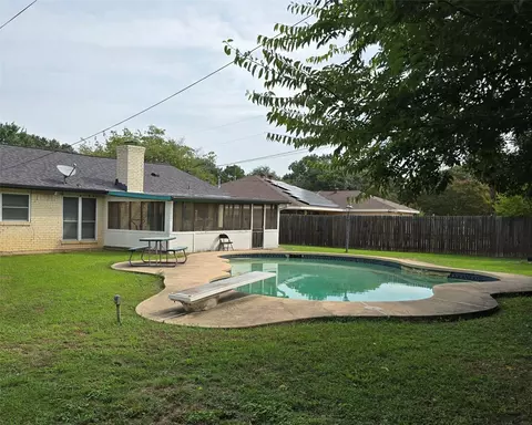 Exterior - 510 Copher Ct, Euless, TX 76040 photo 10 of 10