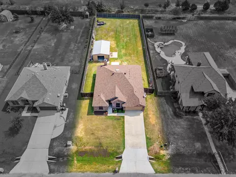 717 Fairmeadow Dr, Krugerville, TX 76227