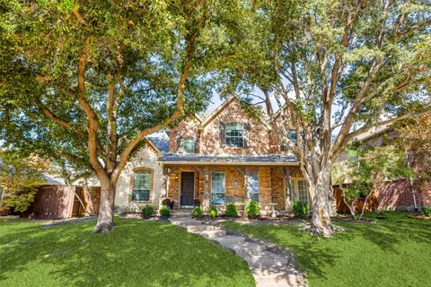 2346 Barret Dr, Frisco, TX 75033
