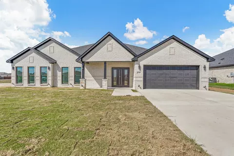 2220 Samuel St, Mabank, TX 75147