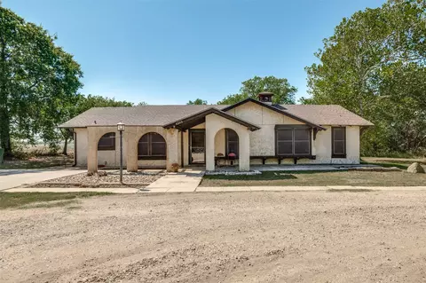 4263 Leslie Cir, Ponder, TX 76259