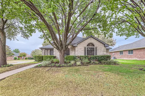 9880 Queens Rd, Frisco, TX 75035