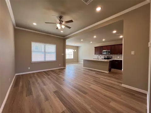 100 Levi Dr, Cleburne, TX 76031